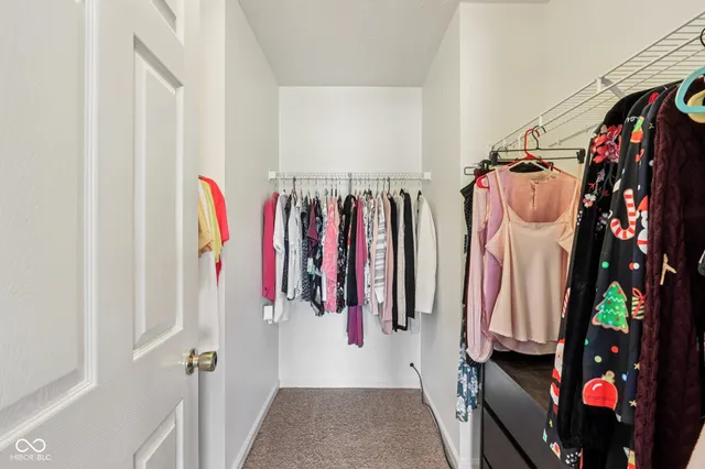 $372,900 | 2879 Bluewood Way, Plainfield, IN 46168