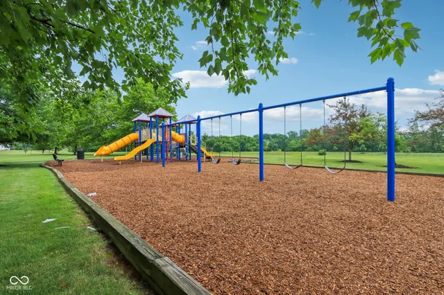 $372,900 | 2879 Bluewood Way, Plainfield, IN 46168