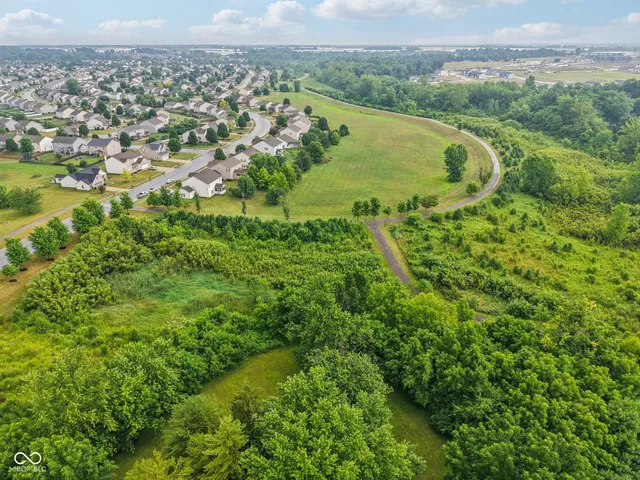 $372,900 | 2879 Bluewood Way, Plainfield, IN 46168