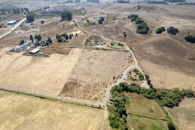 $1,795,000 | 7080 Gravenstein Highway, Cotati, CA 94931