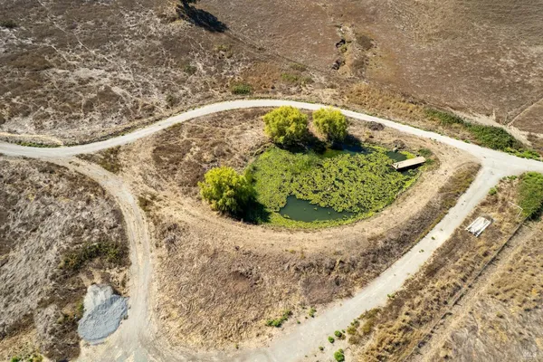 $1,649,888 | 7080 Gravenstein Highway, Cotati, CA 94931