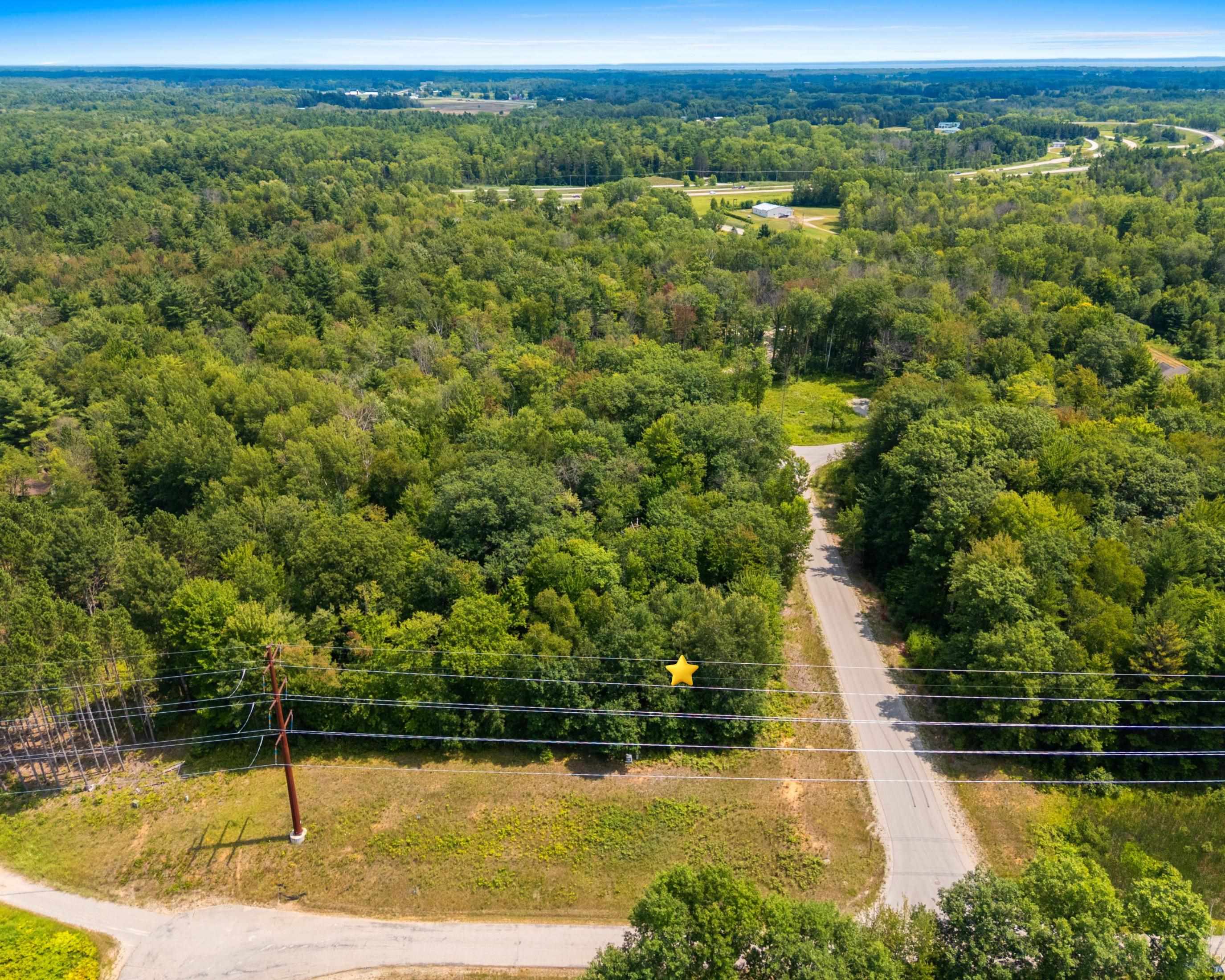 Alpha Lane, Unit 11 Abrams, WI 54101 - Photo 1 of 13 Gallery Image 1