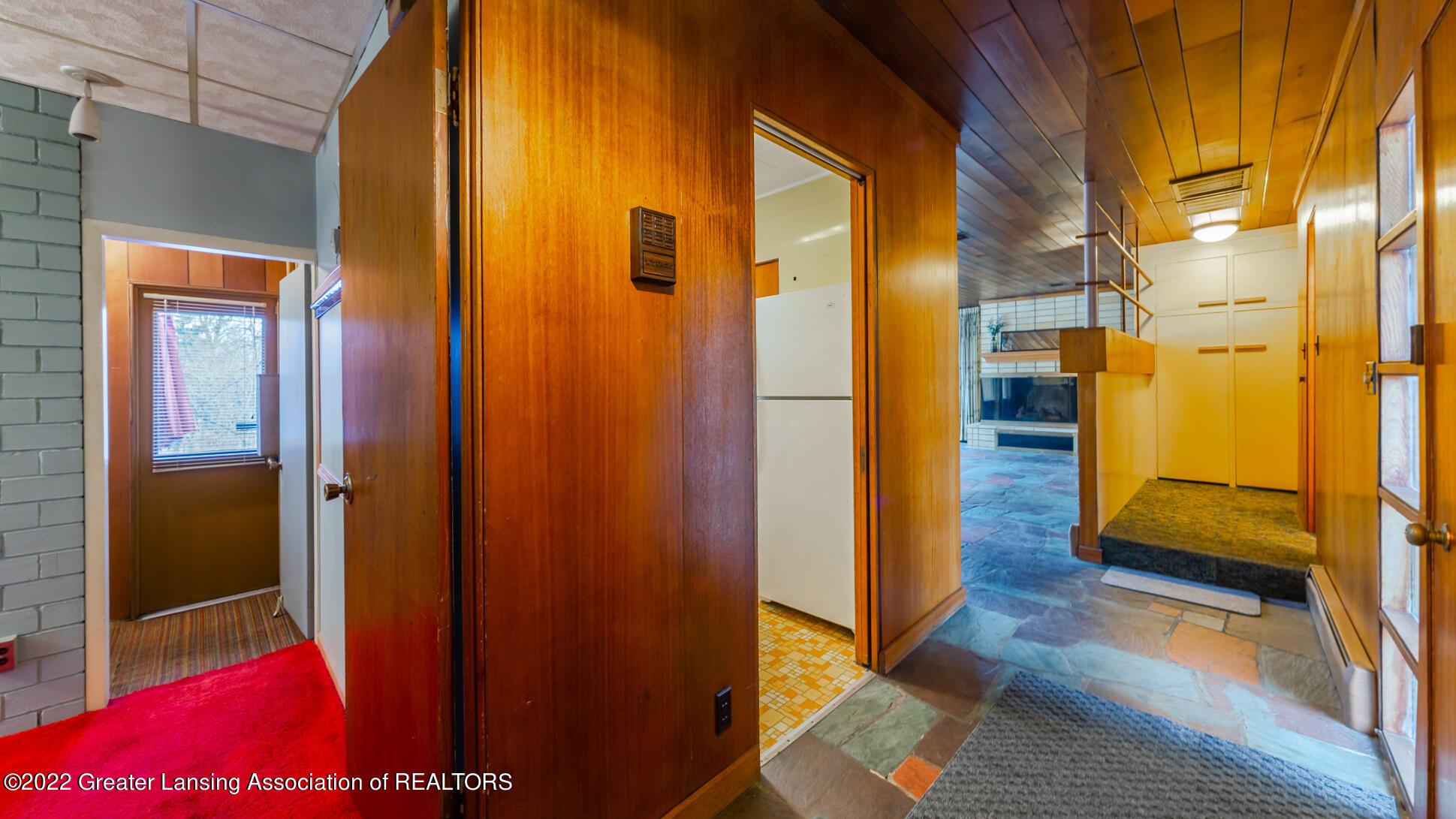 2233 Cumberland Road Lansing, MI 48906 - Photo 12 of 33 2233Cumberland12