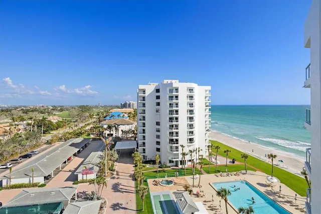 $1,100,000 | 1050 Longboat Club Road, Unit 903, Longboat Key, FL 34228