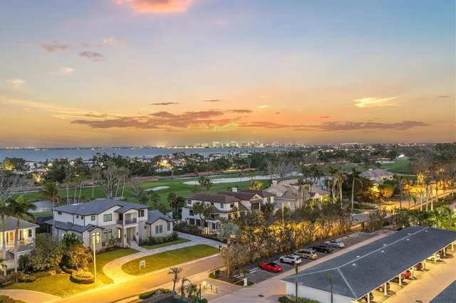 $1,100,000 | 1050 Longboat Club Road, Unit 903, Longboat Key, FL 34228