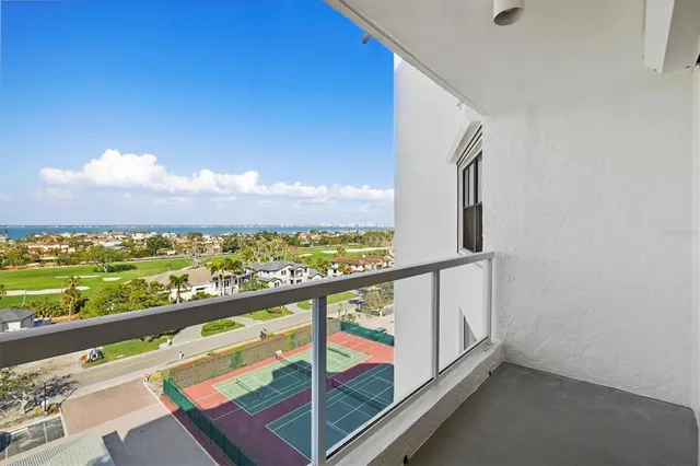 $1,100,000 | 1050 Longboat Club Road, Unit 903, Longboat Key, FL 34228