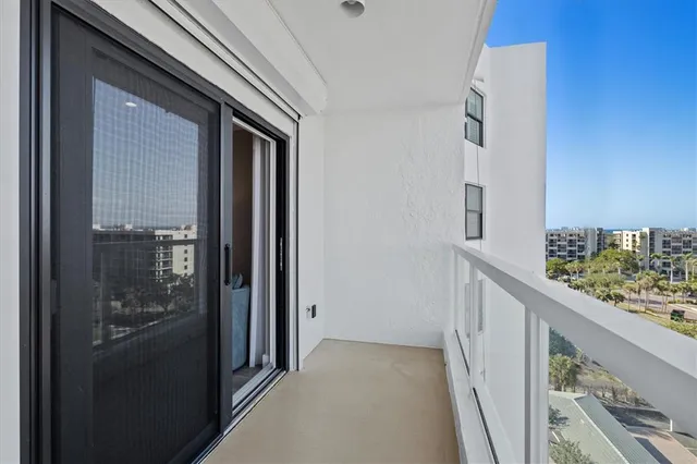 $1,100,000 | 1050 Longboat Club Road, Unit 903, Longboat Key, FL 34228