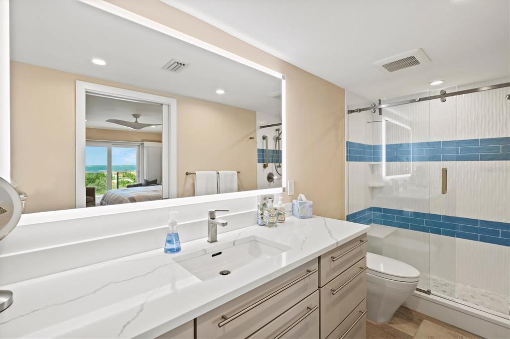 1050 Longboat Club Road, Unit 903 Longboat Key, FL 34228 - Photo 33 of 91