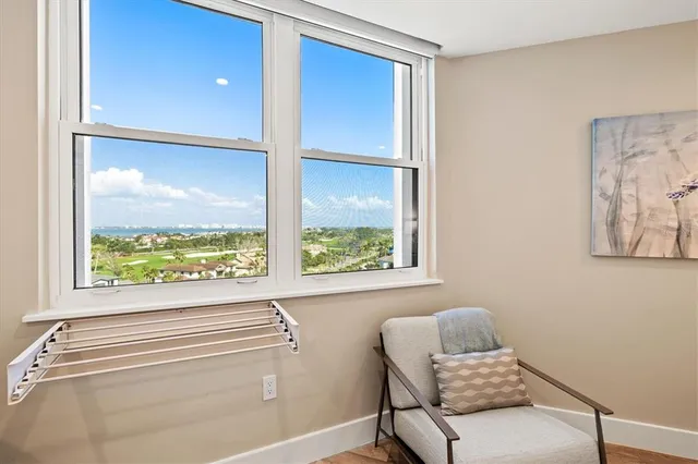 $1,100,000 | 1050 Longboat Club Road, Unit 903, Longboat Key, FL 34228