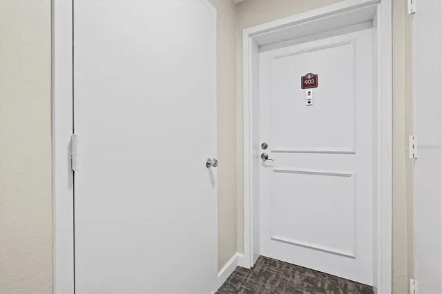 $1,100,000 | 1050 Longboat Club Road, Unit 903, Longboat Key, FL 34228