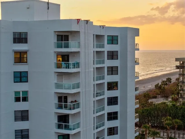 $1,100,000 | 1050 Longboat Club Road, Unit 903, Longboat Key, FL 34228