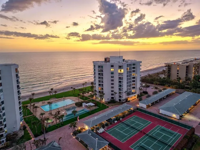 $1,100,000 | 1050 Longboat Club Road, Unit 903, Longboat Key, FL 34228