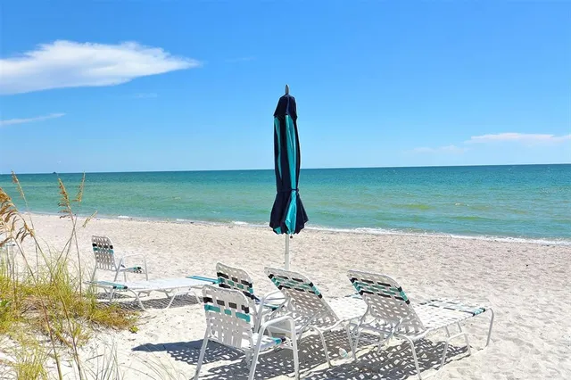 $1,100,000 | 1050 Longboat Club Road, Unit 903, Longboat Key, FL 34228