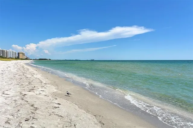 $1,100,000 | 1050 Longboat Club Road, Unit 903, Longboat Key, FL 34228