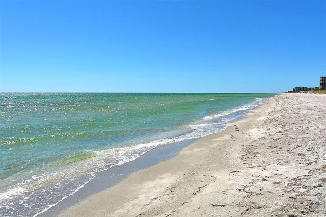 $1,100,000 | 1050 Longboat Club Road, Unit 903, Longboat Key, FL 34228