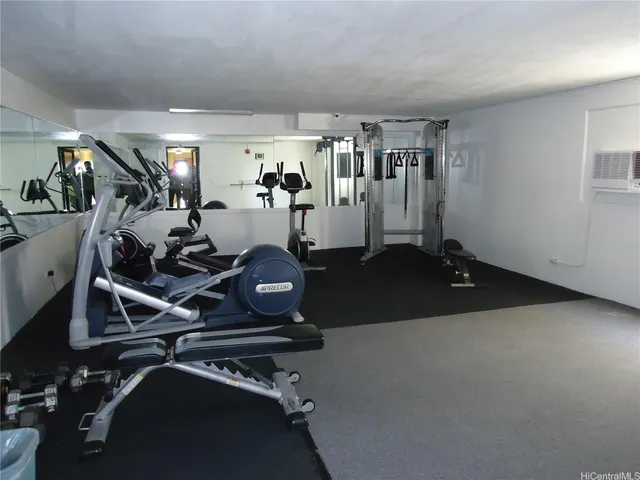 $2,000 | 2211 Ala Wai Boulevard, Unit 1506, Honolulu, HI 96815