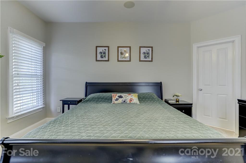 1178 Market Street Fort Mill, SC 29708 - Photo 28 of 47 a room with kitchen island