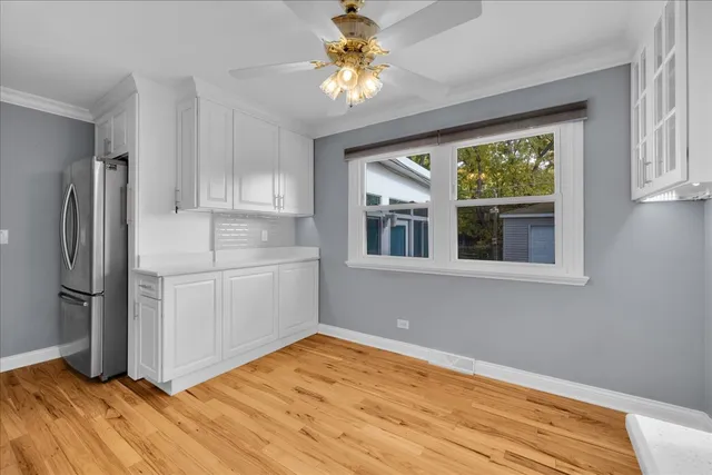 $550,001 | 1427 Busse Road, Mount Prospect, IL 60056