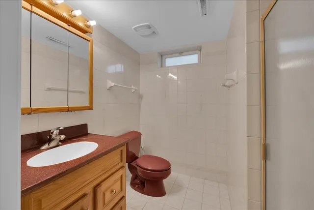 $550,001 | 1427 Busse Road, Mount Prospect, IL 60056