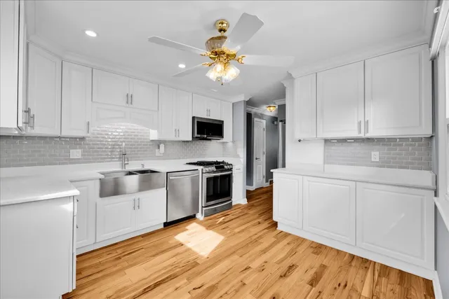 $550,001 | 1427 Busse Road, Mount Prospect, IL 60056