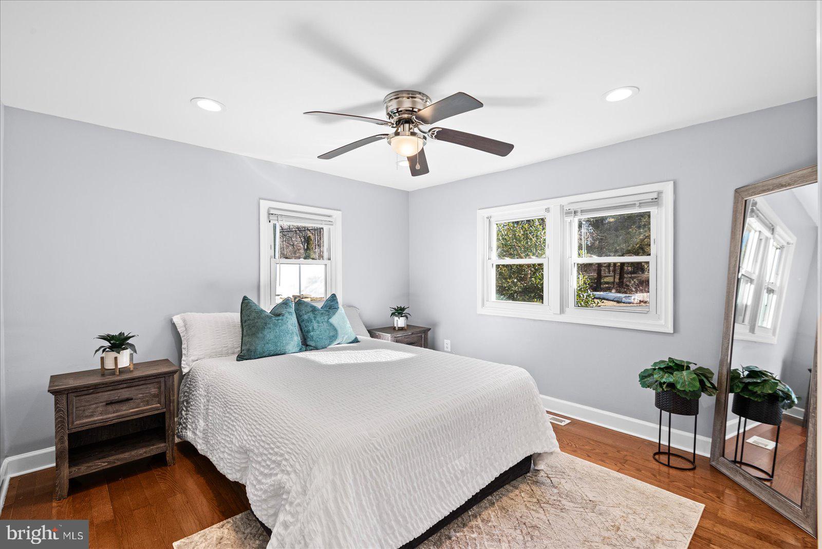 27 Truslow Road Fredericksburg, VA 22405 - Photo 20 of 35 a bedroom with a bed and a window
