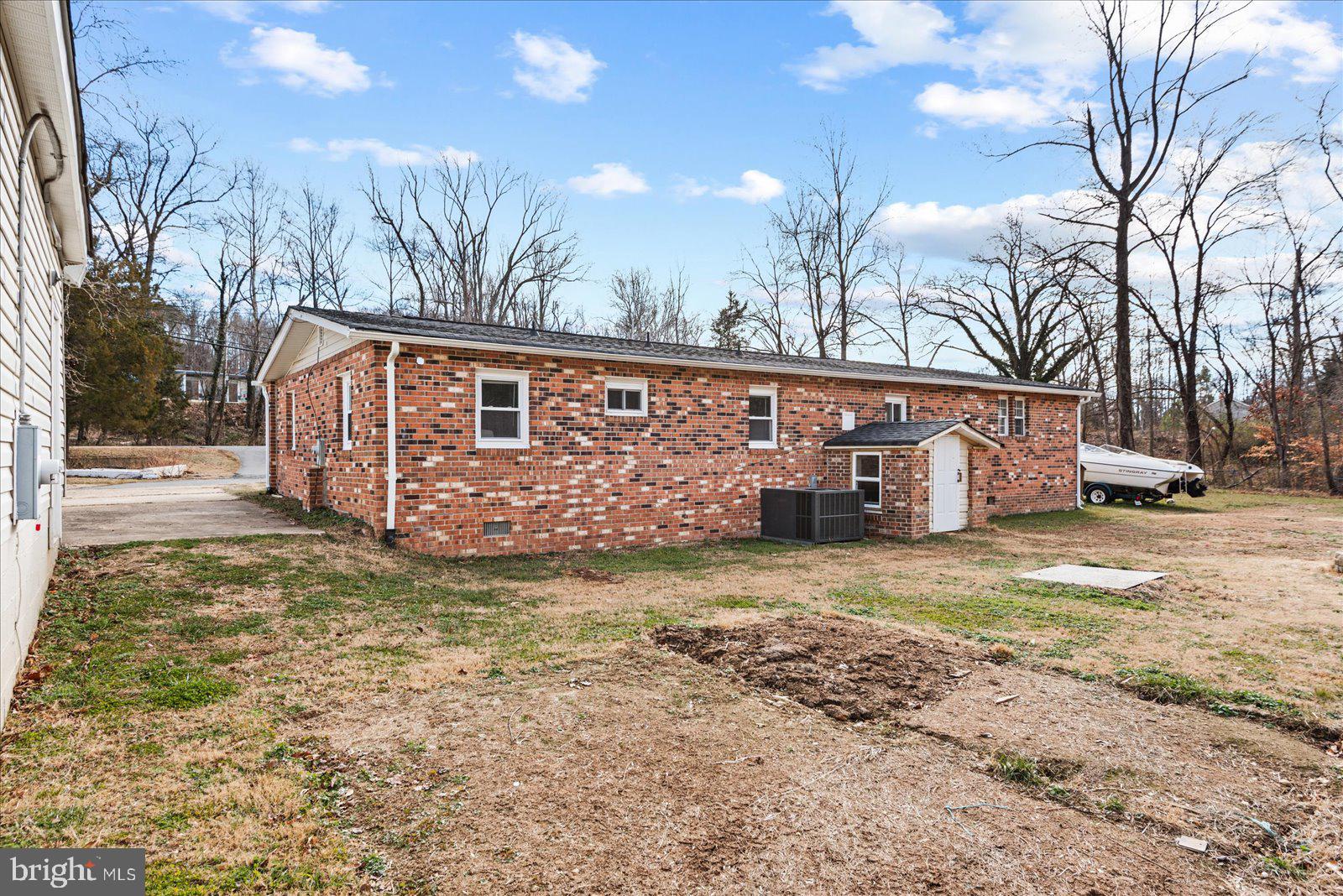 27 Truslow Road Fredericksburg, VA 22405 - Photo 29 of 35 a view of a street with a building in the background