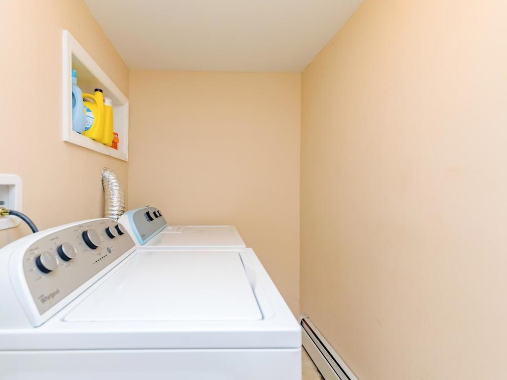 1053 Duncan Street Bronx, NY 10469 - Photo 5 of 8