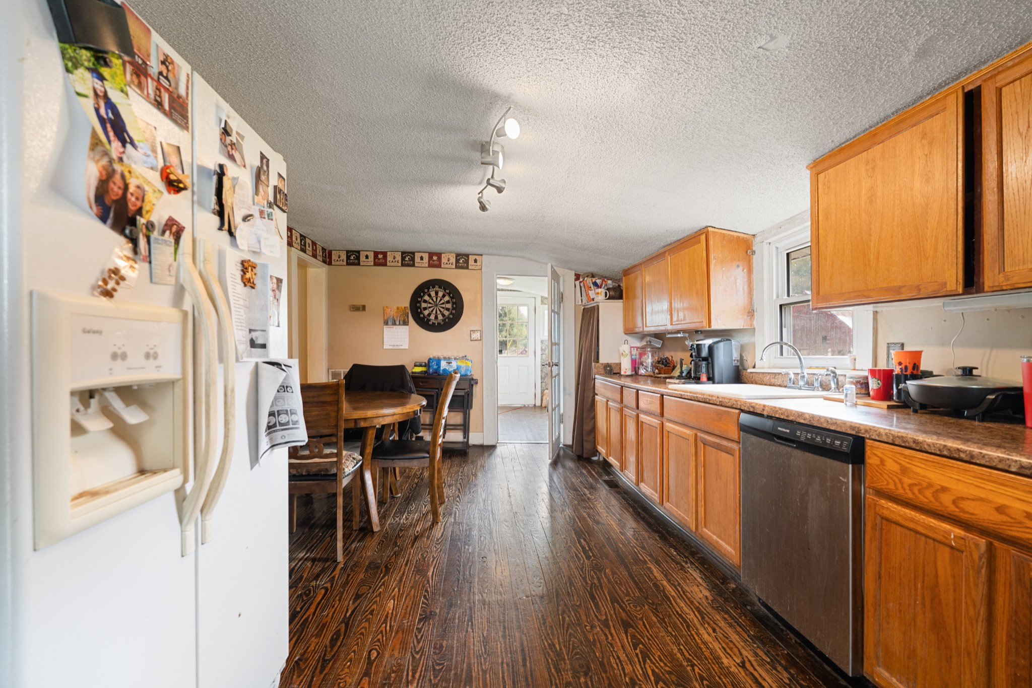 709 Isbell Turn Road Winchester, TN 37398 - Photo 6 of 22 a kitchen with stainless steel appliances kitchen island granite countertop a stove a sink and a refrigerator