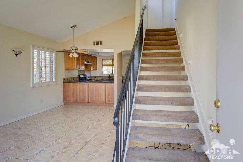34404 Laura Way Rancho Mirage, CA 92270 - Photo 8 of 31 a view of entryway and hall