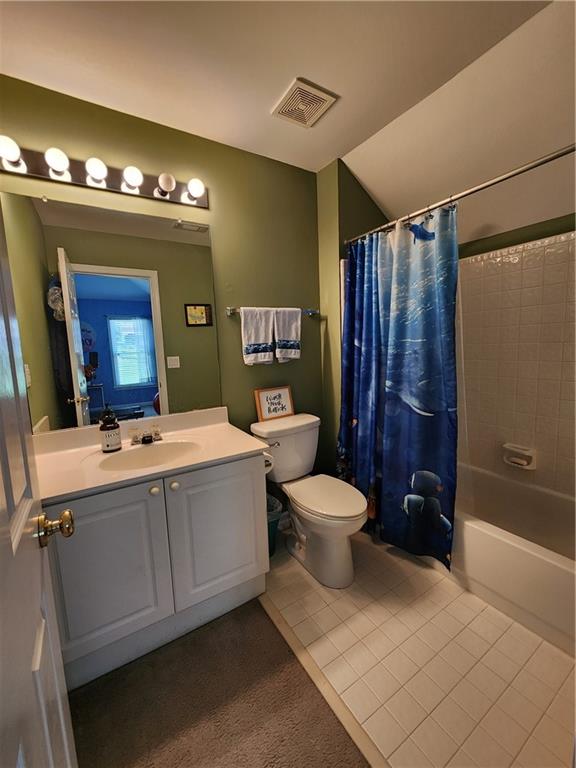 2520 Cobble Creek Lane Grayson, GA 30017 - Photo 101 of 114 a bathroom with a sink a toilet and shower