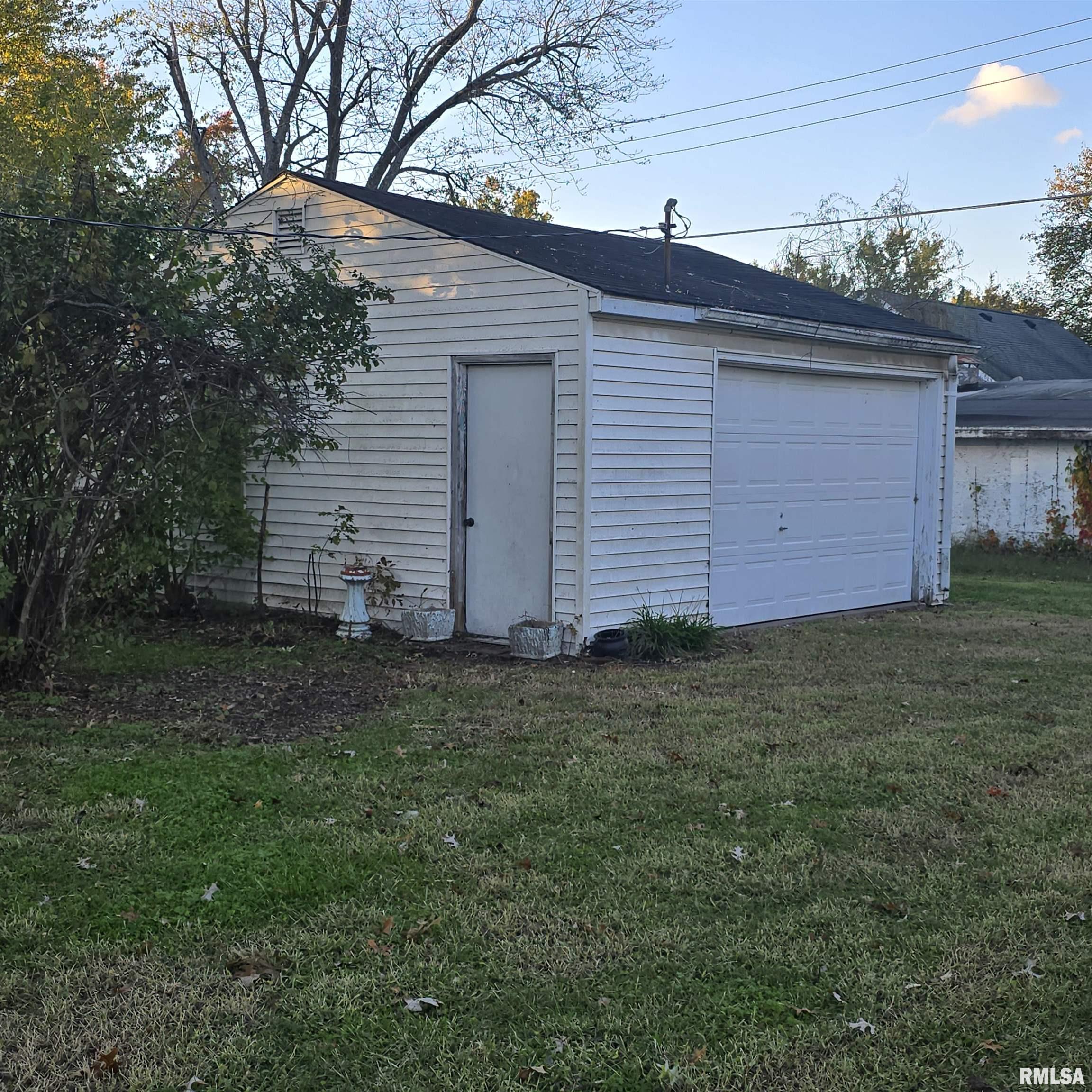 1317 West Cherry Street Herrin, IL 62948 - Photo 17 of 17