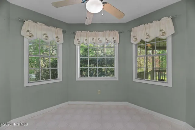 $2,100 | 131 Norbury Drive, New Bern, NC 28562