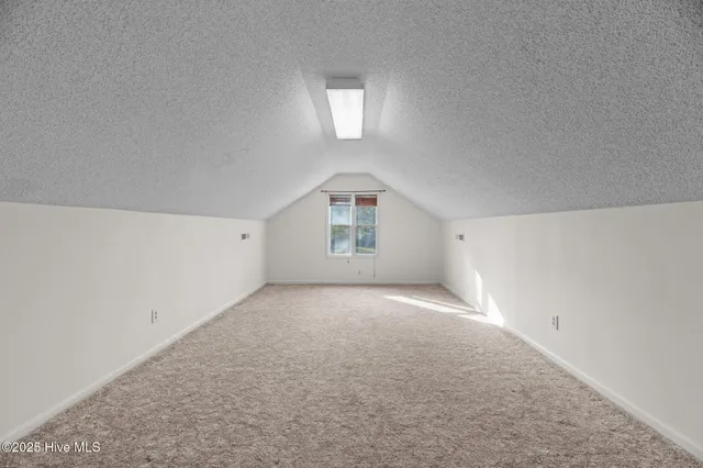 $2,100 | 131 Norbury Drive, New Bern, NC 28562