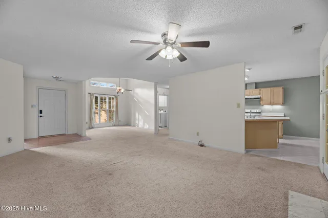 $2,100 | 131 Norbury Drive, New Bern, NC 28562