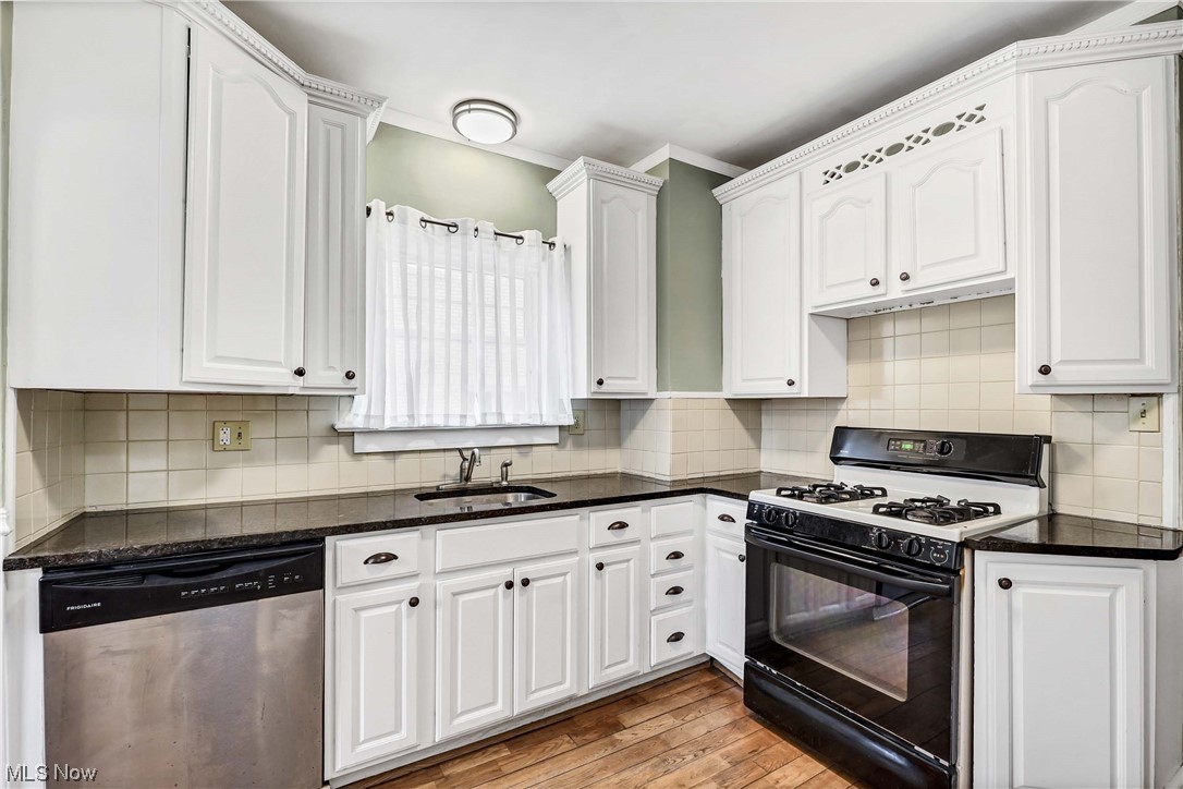 14552 Superior Road Cleveland Heights, OH 44118 - Photo 16 of 35