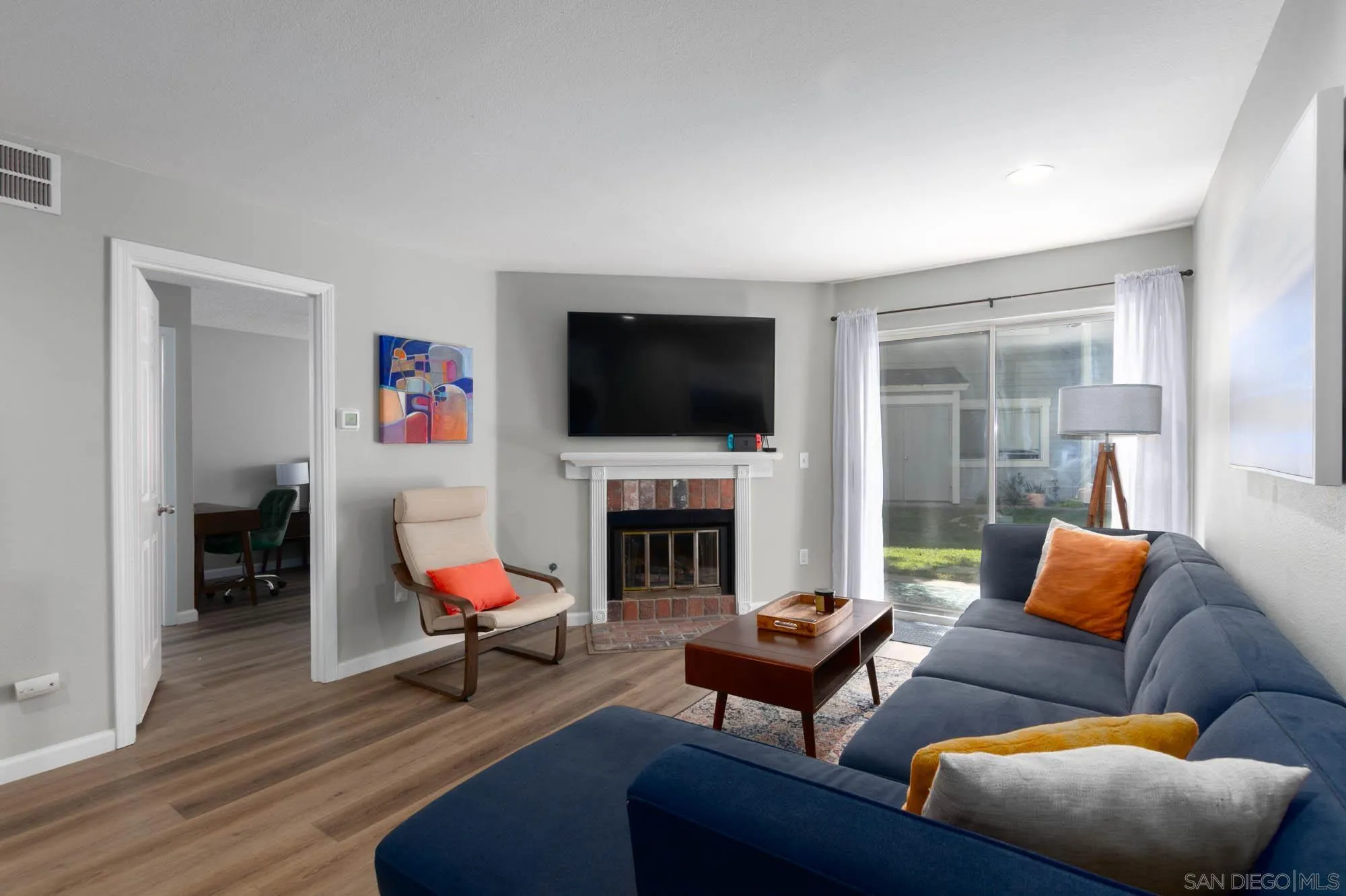 106 Mangano Circle Encinitas, CA 92024 - Photo 2 of 17