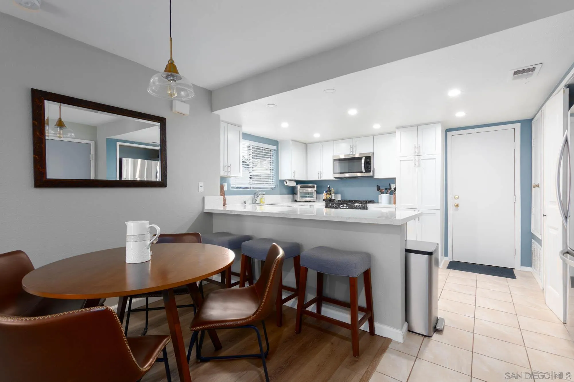 106 Mangano Circle Encinitas, CA 92024 - Photo 4 of 17