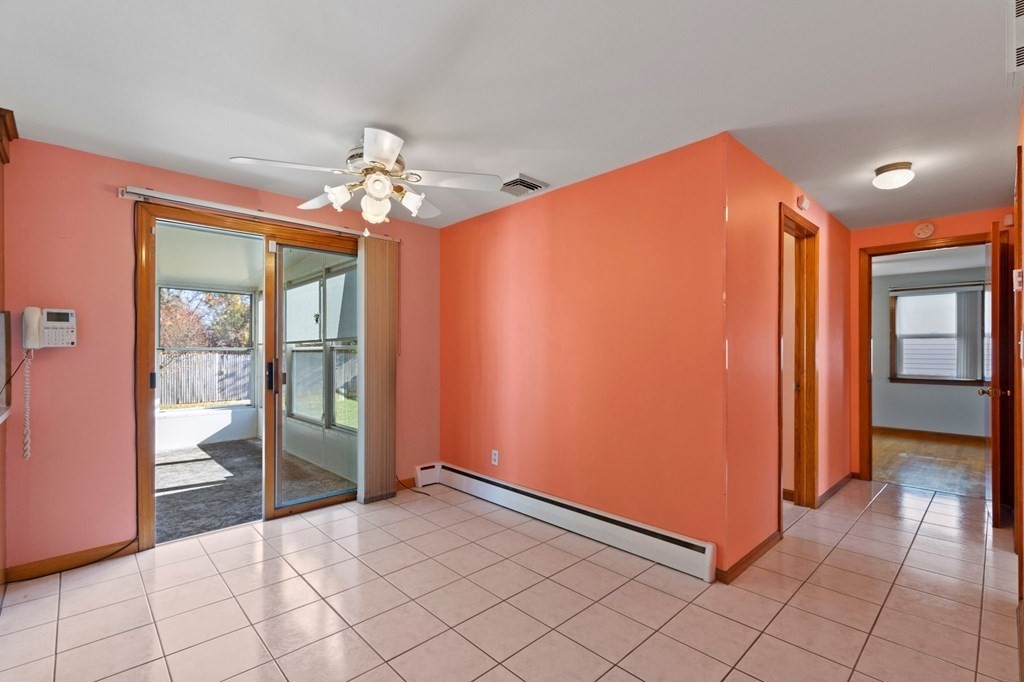 71 Acrebrook Drive Chicopee, MA 01020 - Photo 9 of 31