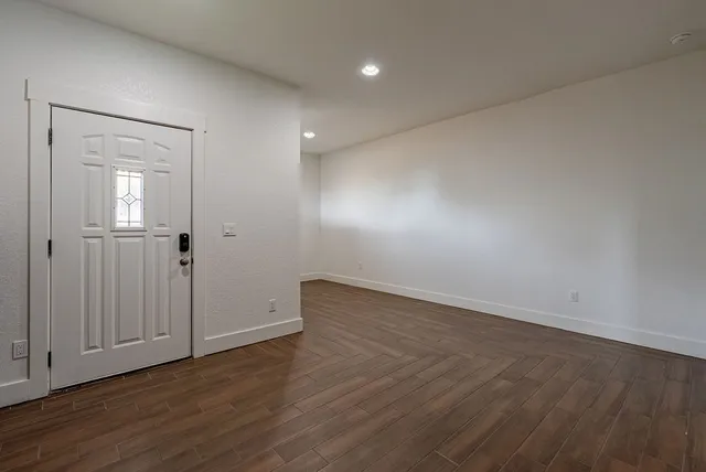 $4,500 | 2016 Peoples Street, Austin, TX 78702