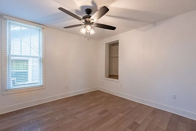 $4,500 | 2016 Peoples Street, Austin, TX 78702