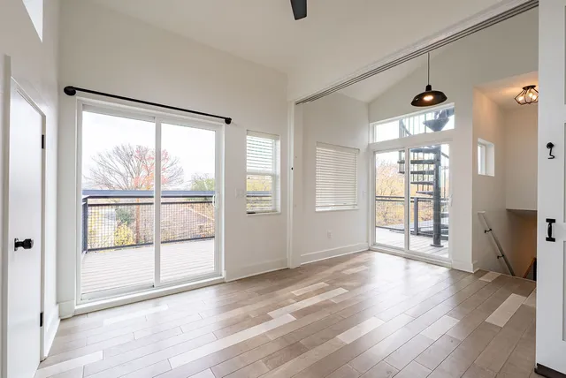 $4,500 | 2016 Peoples Street, Austin, TX 78702