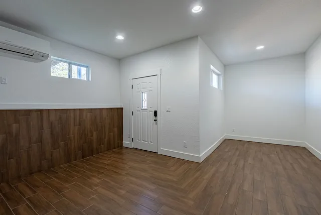 $4,500 | 2016 Peoples Street, Austin, TX 78702