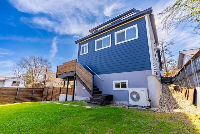 $4,500 | 2016 Peoples Street, Austin, TX 78702