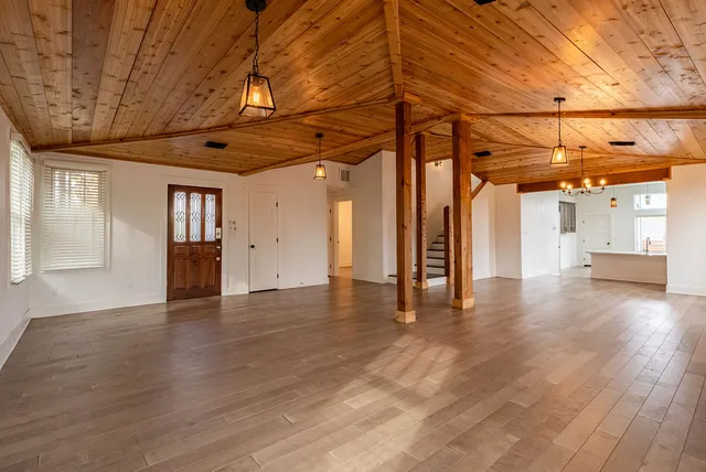 $4,500 | 2016 Peoples Street, Austin, TX 78702