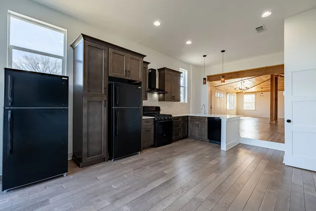 $4,500 | 2016 Peoples Street, Austin, TX 78702