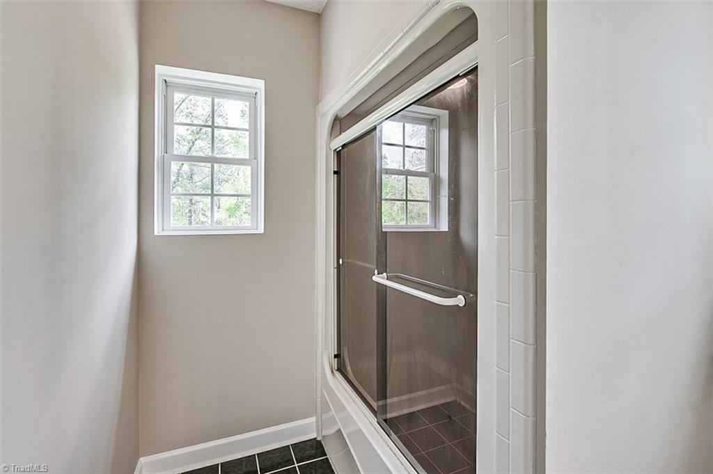 9015 Racine Road Pleasant Garden, NC 27313 - Photo 21 of 30 Jack & jill bath, tub & shower