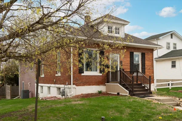 $259,900 | 1604 Sobieski Street, LaSalle, IL 61301