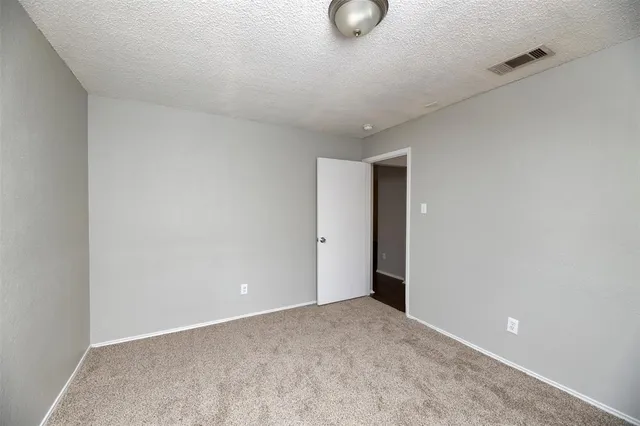 $1,995 | 200 Caprock Drive, Arlington, TX 76018