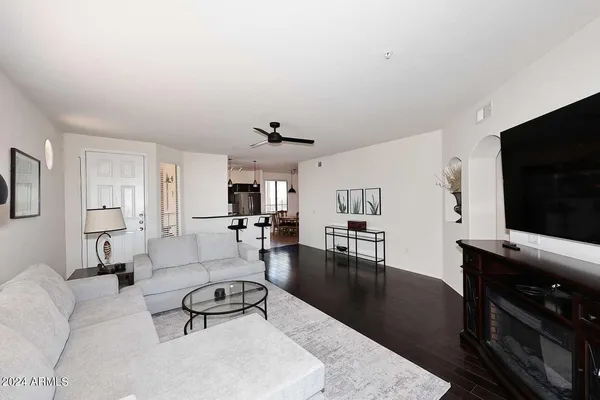 $4,995 | 20801 North 90th Place, Unit 170, Scottsdale, AZ 85255