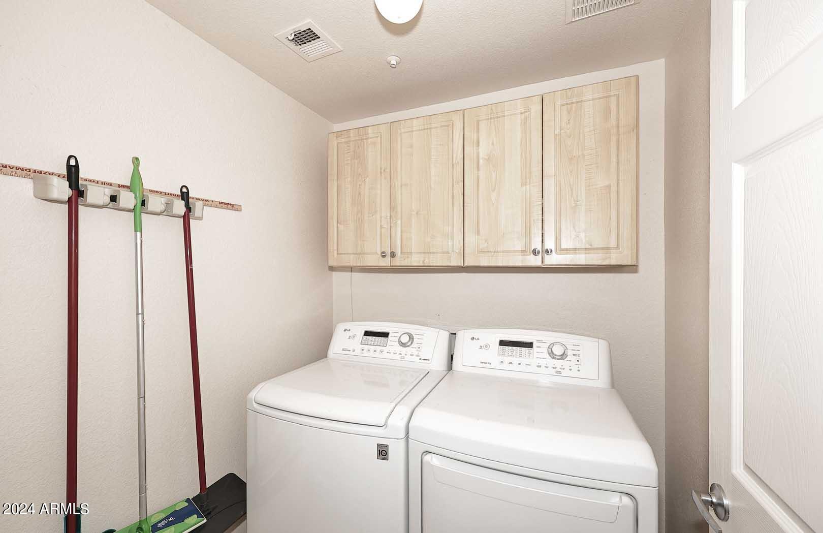20801 North 90th Place, Unit 170 Scottsdale, AZ 85255 - Photo 24 of 52 Laundry Room